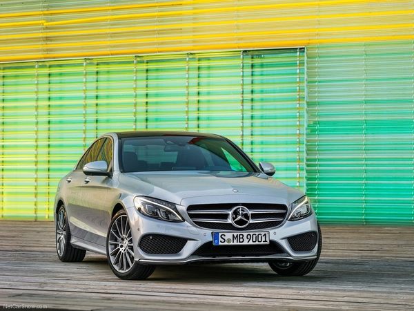 Mercedes-Benz-C-Class_2015_800x600_wallpaper_02
