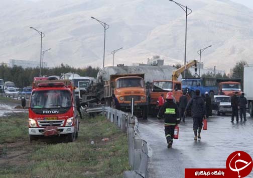 تصاویری از تصادف زنجیره ای خودروها در شیراز