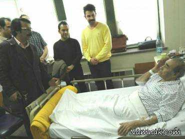 دیدار علیرضا افتخاری از ایرج خواجه امیری در بیمارستان ، پدر احسان خواجه امیری ، خواننده معروف