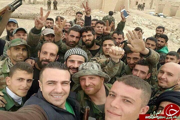 سلفی جالب مدافعان حرم در سوریه
