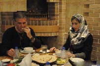 کارلوس کی روش و همسر دوم کی روش در رستوران + عکس