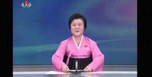 راز انتخاب مجری 70 ساله برای اعلام خبر آزمایش بمب هیدوژنی در کره شمالی