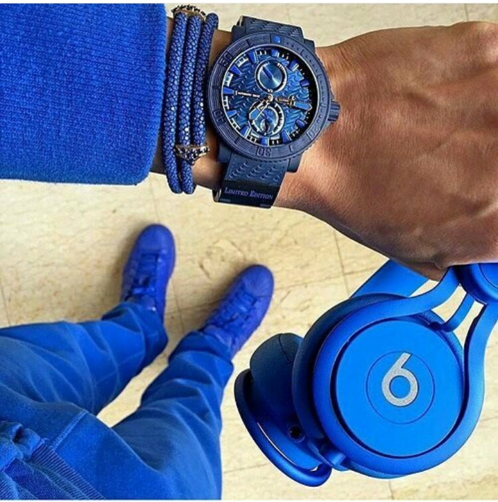 آبی...رنگ مورد علاقه من