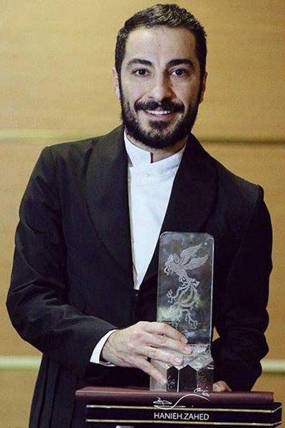 طلیعه ایمانی؛ طراح لباس های «نوید محمدزاده» در مراسم افتتاحیه و اختتامیه
