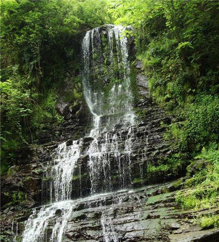 آبشار زمرد،عکس آبشار