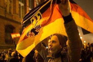 تظاهرات گروه های افراطی در آلمان علیه مهاجران
