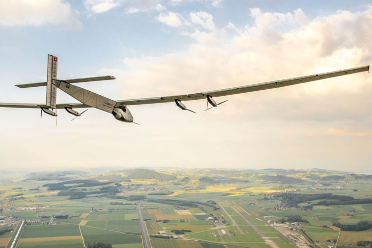 گوناگون/ اولین پرواز هواپیمای خورشیدی به دور دنیا