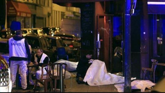 انفجار‌های مرگبار، تیراندازی و گروگان‌گیری در پاریس/ 60 نفر کشته شدند/ واکنش داعش چه بود؟