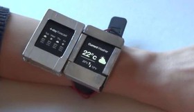 نخستین ساعت هوشمند جهان با دو نمایشگر