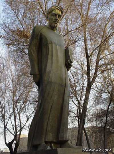 مجسمه شیخ بهایی  ، بهاءالدین محمد بن حسین ، شاعر ایرانی