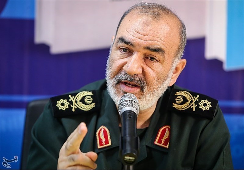 سردار سلامی: هر چه دشمن در عراق، سوریه، یمن و لبنان هزینه می‌کند جبهه حق سود می‌برد