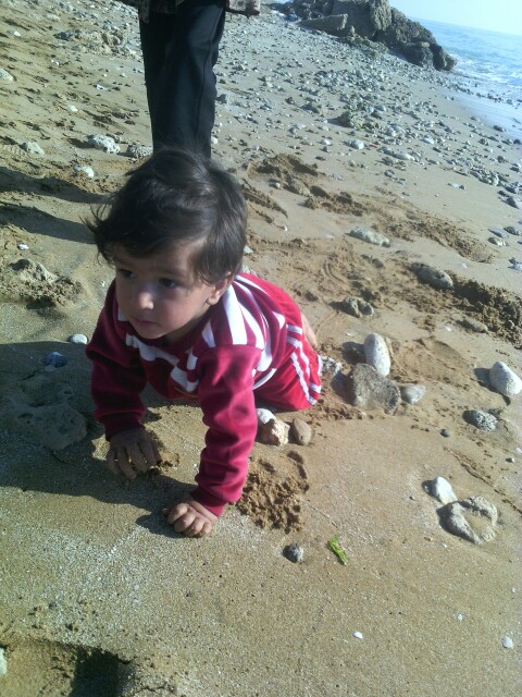 پسرم کنار دریا 