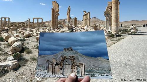 شهر باستانی پالمیرا پیش از آغاز ناآرامی‌ها در سوریه، یکی از مهمترین جاذبه‌های گردشگری این کشور بود.