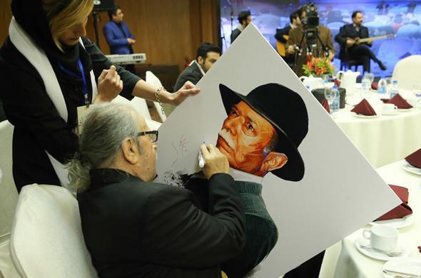 تصاویر : حضور هنرمندان در تجلیل از علی نصیریان