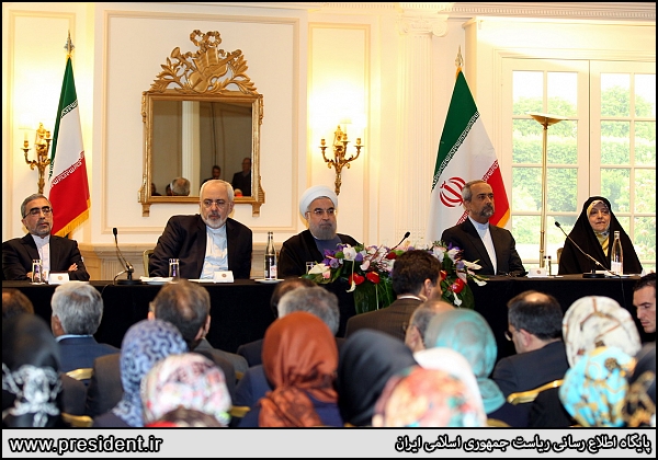 عکس/ دیدار دکتر روحانی با ایرانیان مقیم فرانسه