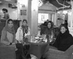 بازیگر زن سریال شهرزاد در یک کافه در الهیه! + عکس