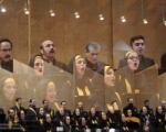گروه کُر ارکستر سمفونیک تهران آهنگ‌های انقلابی را اجرا کرد