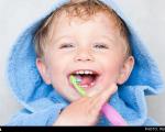 کودک/ همه عوارض از دست دادن زودهنگام دندان‌های شیری کودکان