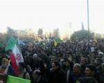 تجمع صدها نفری تهرانی‌ها در محکومیت اعدام شیخ نمر برگزار شد/ به آتش کشیده شدن پرچم آمریکا و اسرائیل