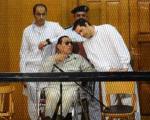 محاکمه حسنی مبارک بار دیگر به تعویق افتاد