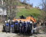 عکس/ درگیری پلیس با مردم شمال شرق ترکیه بر سر معدن طلا