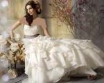 لباس عروس، مدل لباس عروس، جدیدترین مدل های لباس عروس، لباس عروس 2015، عکس لباس عروس 2015، لباس عروس شیک، لباس عروس بلند