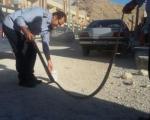 مهار مار افعی 170 سانتی در مسکن مهر لار (+عکس)