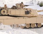 چطور با یک تانک ۷۰ تنی روی یخ دریفت کنید؟/فیلم تمرین‌های نظامی در نروژ