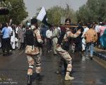 عکس/ درگیری پلیس و تظاهرات کنندگان در پاکستان