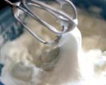 فوت آشپزی/ نکاتی کلیدی برای هم‌زدن سفیده تخم مرغ