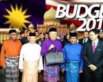 هراس مالزی از کاهش قیمت جهانی نفت/ از افت ارزش رینگیت تا احساس خطر برای بودجه 2016