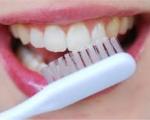 دهان و دندان/  7 توصیه برای درست تمیز کردن دندانها