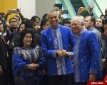 اوباما در لباس محلی کشور مالزی! + عکس
