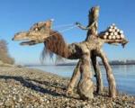 4گوشه دنیا/ مجسمه های چوبی هنرمند مجارستانی در سواحل دریا