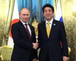 اسپوتنیك: تلاش ژاپن برای ایجاد توازن در روابط با روسیه و آمریكا