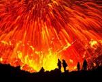 4گوشه دنیا/ عکاسی مخاطره‌آمیز از لحظات حیرت‌انگیز فوران آتش‌فشان