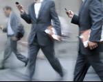 جریمه‌ کار با گوشی موبایل هنگام راه رفتن در آمریکا