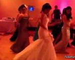 خوانندگی عروس خانمها در مراسم عروسی و رقص گروهی!
