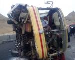 حال مصدومان حادثه واژگونی اتوبوس دانشجویان دانشگاه آزاد نجف آباد رضایتبخش است
