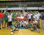 جشن تولد برای مربی تیم ملی بسکتبال در اردو+عکس