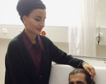 امیر سابق قطر و همسرش در بیمارستان سوئیس (+عکس)