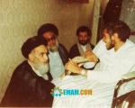 تصویری کمتر دیده شده از دیدار امام و یک جانباز