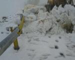 ریزش برف راه 100 روستای همدان را بست